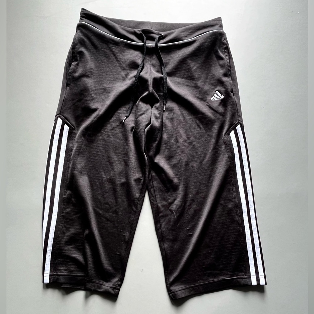 Adidas Women Black White Stripe Loose Fitting Capri Length Athletic Lounge Pant